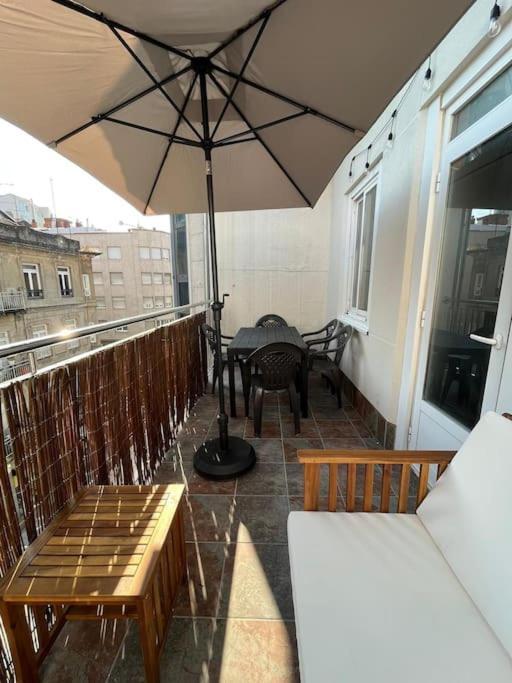 비고 Atico Vintage Con Terraza 아파트 외부 사진